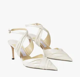 2024 Nya klänningskor Luxurisk basilikahäl Sandal Kvinnor Vita pumpar Ankelrem Högklackad Sexig spetsig Party Wedding High Heels Shoe EU35-43 med låda