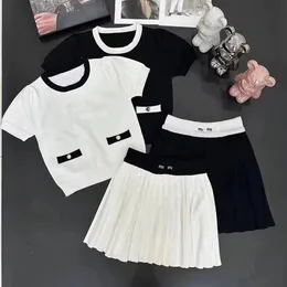 SS女性デザイナーレタープリント刺繍ルーズドレス2ピースniuniu黒と白の豪華なドレス女性デザイナードレス