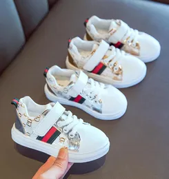 Children039s small white kids girl shoes new casual leather shoes for boys and girls in autumn 2020 primary school sports shoes8965472