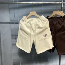 Designer shorts, fashionabla casual strandshorts, brevtryckt shorts, mångsidigt trendigt varumärke, sommaren enkel och andas lös casual shorts