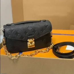 24SS LUSURYS Projektanci Pochette Bag Mężczyźni Kobiet torebki torby Messenger Torby skórzane Metis Eleganckie damskie ramię Crossbody Bag East West