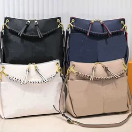 TOTES HH TOTES MAHINA MAIDA BEAUBOURG MM Hobo Buzağı GÜNLÜK DERİ DELİKLİ Omuz Çantası Örgülü Üst Saplı Çanta Kadın Tasarımcı Duffle Tote M45522