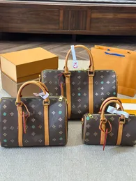 24SS Men And Women's Universal Luxury Designer Keepall Presbyopia Travel Bag Fitness Bag Airport Bag Women's handbag Shoulder Bag Crossbody Bag Clothing Storage Bag
