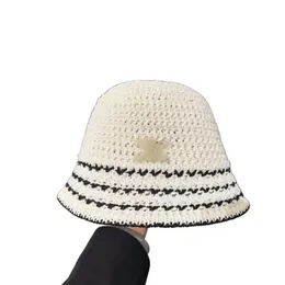 Bucket Hat Designers Women Spring and Autumn Hollow Out Woven Straw Hat Outdoors Sunhat