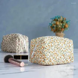 Cosmetic Bags Storage Organizer Floral Puffy Quilted Makeup Bag Flower Printed Pouch Large Travel Accessory