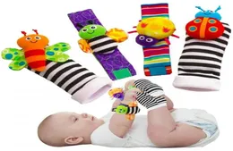 2024 Plush toys Animals Baby Sock Rattle Socks Sozzy Wrist Rattles Foot Finder Babys Toys Lamaze