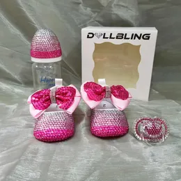 Dillling Born Hediye Seti Lüks Gökkuşağı Bebek Ayakkabı Kafa Bant Emzik Pembe Lolita Crown Diamond Mücevherler Layette Sparkly Ballet 240227