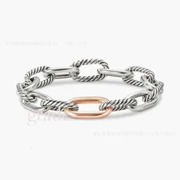 DY DESGINER DAVID YURMA SMEEXKE TOPALKALITETS Armband Enkelt och elegant Populärt Woven Twisted Rope Fashion Ring David Armband Punk Jewelry Band Fashion David 874