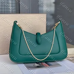 En kaliteli lüks tasarım orijinal deri kadın moda retro zinciri bir omuz crossbody çanta bankası alt koltuklu seyahat çok yönlü ay çantası klasik yılan donanım