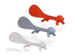 Kampanj Hela unika härliga djur Creative Rice Spoon Squirrel -form kan stå nonstick Desk Plastic Rice Spoon DH00447190751