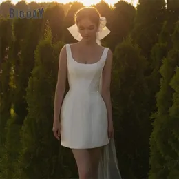 2024 Элегантное короткое свадебное платье трапециевидной формы с квадратным воротником без рукавов, мини-атласные свадебные платья Robe De Mariee Vestidos De Novias