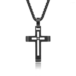Collane con ciondolo Croce in acciaio inossidabile Personalità semplice Collana con crocifisso cavo Catena da 24 pollici Accessori moda uomo