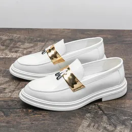 Классические туфли Лакированные лоферы Белые кисточки Мужские элегантные итальянские вечерние для брендовых свадебных торжеств