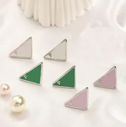 Fashion Inverted Triangle Letter Designer Stud Brincho