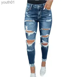 Damenjeans Mode Frauen innen Spleißen karierter Stoff Jeans Vintage gebrochene Löcher Bleistifthose Casual Pendler Hip-Lifting-Hose 240304