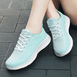 Design sentido sola macia sapatos de caminhada casuais sapatos esportivos femininos 2024 novo explosivo 100 super leve sola macia tênis sapatos cores-195 tamanho 35-42