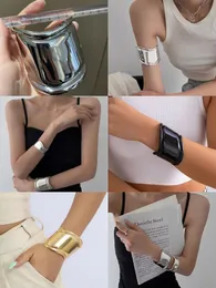 60mm luxo grande pulseiras designer pulseira personalidade geométrica ouro ondulado manguito grande pulseira liga mão jóias para mulheres meninas presentes