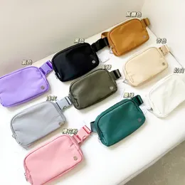 패션 패니 팩 디자이너 Lulu Everywhere Belt Bag Man Lu Womens Crossbody 가슴 Bumbag 야외 부랑자 가방 고급 핸드백 나일론 어깨 스포츠 체육관 토트 mens 허리 가방