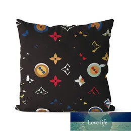 Wholesale Quaitly European and American Famous Affordable Luxury Style Square Fashion Living Room Sofa Short Plush Pillow Cover