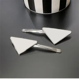 Simple designer hair clip triangle enamel luxury hairpin with letters for women festival makeup accessories hair clips black white delicate charming ZB046 F4