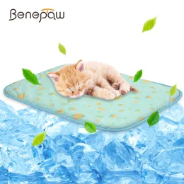 Tapetes Benepaw Cão de verão de cão de verão de resfriamento Durável portátil gelo cão de seda almofada de cachorro Cat Pad lavável para caixas de viagem em casa