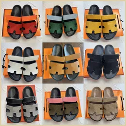 Piattaforma di sandali designer chypre fa scivolare donna per uomo piattaforma pantofole scarpe da fondo infradito in pelliccia slip casual beach slip on sandal vera pelle di alta qualità