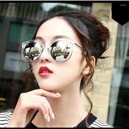 Solglasögon 2024 Fashion Multicolour Mirror Glasses Women Vintage Brand Designer Sun Feminino 9156