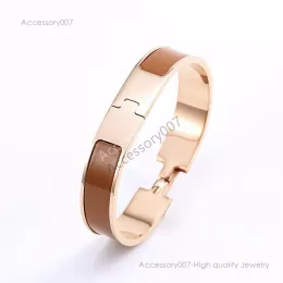 Designer smycken armbandsarmband guldplatta rostfritt stål klassiska kvinnor nagelbangband armband guld Buns Titanium smycken bröllopsdag fest gåva