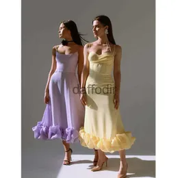 Grundläggande avslappnade klänningar Casual Dresse Straps Prom Dress Ruffles Hem ärmlösa långa klänningar Eleganta festklänningar Aline Vestidos 230424 240304