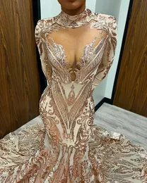 2024 Sexiga champagneklänningar Hög nacke illusion sjöjungfru långa ärmar Rose Gold Sequined Lace Sequin Evening Dress Prom Gowns Corset Train dragkedja tillbaka 328 328