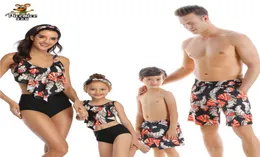 Palm Tree Print Swimsuit 2020 Family Matching Swimwear For Mother Daughter Mommy And Me Bikini Clothes Baby Dad Son Bathing Suit5065876