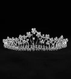 2022 Brudtillbehör Kate Middleton Romatic Shiny Tiaras Bridal Hair Crystals Crowns Wedding Bridal Jewelry Fascinators3285381