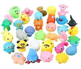 Bebek banyo oyuncakları su oyun ekipmanı duş su eğlenceli yüzer gıcırtılı sarı kauçuk ördek sevimli hayvan bebekler duş kauçuklar sular 3101049