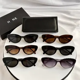 Designer luxury fashion protective sunglasses for men and women