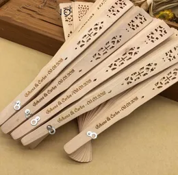 Bomboniere personalizzate ventagli in legno di sandalo anniversario souvenir regali di compleanno per feste sfusi 50 pezzi lotto5326890