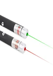 Hochwertiger Laserpointer RedGreen 5mW Leistungsstarker 500M LED-Taschenlampenstift Professionelles sichtbares Strahllicht für den Unterricht13099739