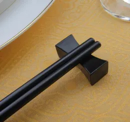 黒い色の箸の休憩中国の伝統的な枕型箸ホルダーレストランホームフラットウェアラック8756355