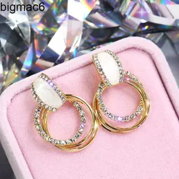 Urok Mikimotoo Pearl Kolczyki popularne moda proste kolczyki pierścienie kolczyki z diamentami dzikie kobiety kolczyki stadnina modna biżuteria modowa
