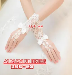 Vacker vit ren fingerlös spets bröllop brudhandskar klänningskul handskar bröllopsklänning tillbehör ny ankomst9889901