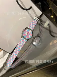 32% zniżki na obserwuj gu jia shuang g rok drukuj graffiti crants moda moda słodki kwarc damski