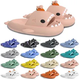 Gratis fraktdesigner Shark Slides Sandal Gai Sliders For Men Women Sandals Slide Pantoufle Mules Mens Womens Tisters Seven Trainers Sandles Color9