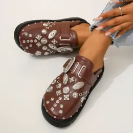 فساتين 2024 نساء مسطحات البغال أحذية زهرة منصة النعال الخريف مصمم جديد المشي المشي Slingback Flip Flops Home Dress Slides