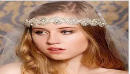 Bridal Hair Comb Tiaras Crowns Wedding Hair Jewelry European and American retro style Whole Fashion Girls Evening Prom Accesso3706336