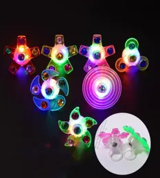 قفازات في السوق الليلية LED TOYS SMITLE TIP الإبداعية TOP SPINNING KIRDS039S RING BRACELET AVEN