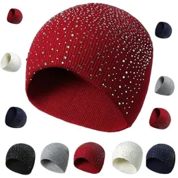 Berretti di teschi di teschi da donna femminile moda strass inverno inverno caloroso casual berretto da sci da sci da berretto Cap297r