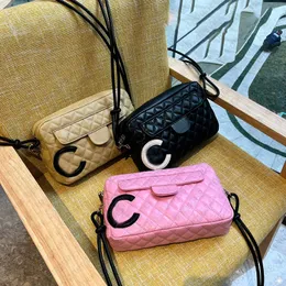 Projektantka Vintage Camera Bag 2024 NOWA KLASYCZNA WYSOKIEJ WYSOKIEJ WYSOKIEJ WYSOKIEJ BORM RAMPER SWETSKIN Luksusowa torba na crossbody Lolita w stylu pod pachami torba na kolację