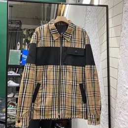 Casual Men Mens Caks Coats Luksusowy projektant kratowy Kurtka Bomber Kurtka Wysokiej jakości Kurtka jesień moda na bluzę zewnętrzną płaszcze wiatrówki
