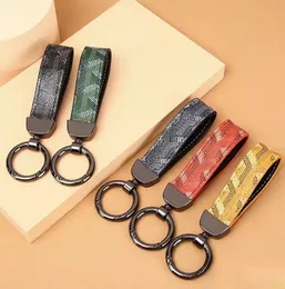 Designers PU Leather Lover Keychains rings Blue Red Lanyards for ring Luxury Designer Brand Key Chain Green Men Charm Car Keyring Women Buckle Keychain Bags Pendant