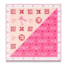 Tryckt klassisk bokstavssclef Women Luxury Scarves Silk Screen Print Monogram Heart Motivs Scarf Contrasing Border Hand Rolled Edges Scarf Silk Pink Designer Scarf