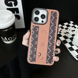 패션 레터 iPhone 15 케이스 전화 케이스 다이아몬드 상감 4 개의 컬러 유니스석 14 Promax 13 12 Pro Designer Phones Cover